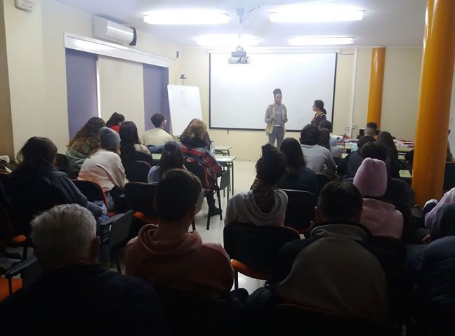 charla fundacion kirira 03