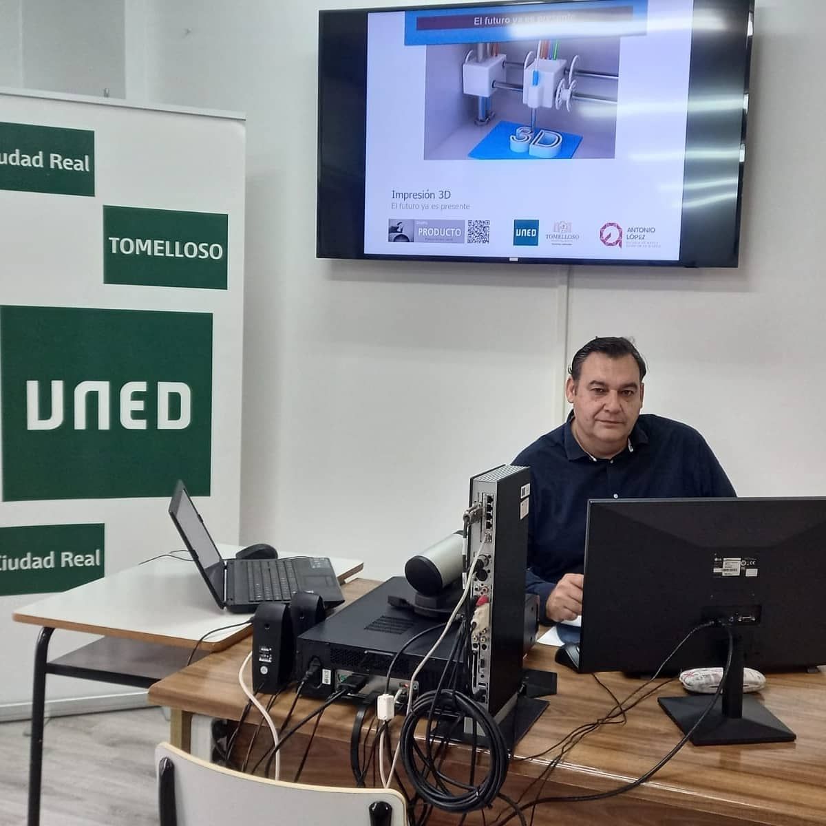 uned