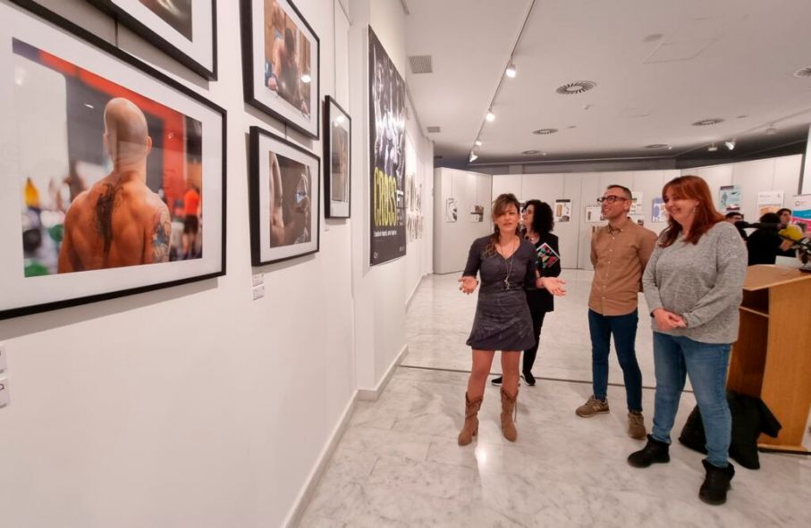 Exposici&oacute;n Fotodesign en el Centro Cultural "La Confianza" de Valdepe&ntilde;as