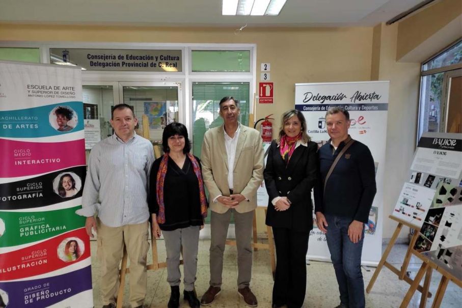 La Escuela de Arte y Superior de Dise&ntilde;o Antonio L&oacute;pez llega a &lsquo;Delegaci&oacute;n Abierta&rsquo; con su Exposici&oacute;n &lsquo;Superarte&rsquo;