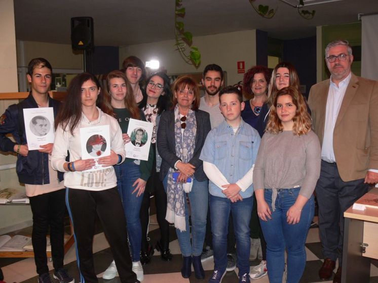 LECTURA DE LOS ALUMN@S DE BACHILLERATO DE LA ESCUELA DE ARTE ANTONIO L&Oacute;PEZ