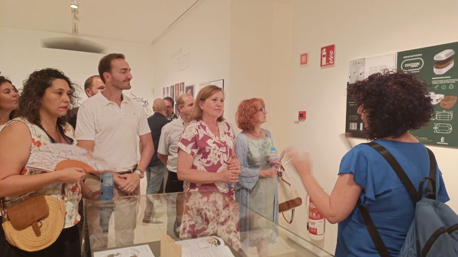 LA CONSEJERA DE EDUCACI&Oacute;N, CULTURA Y DEPORTES, ROSA ANA RODR&Iacute;GUEZ, VISITA LA EXPOSICI&Oacute;N "40 PIEZAS PARA 40 A&Ntilde;OS"