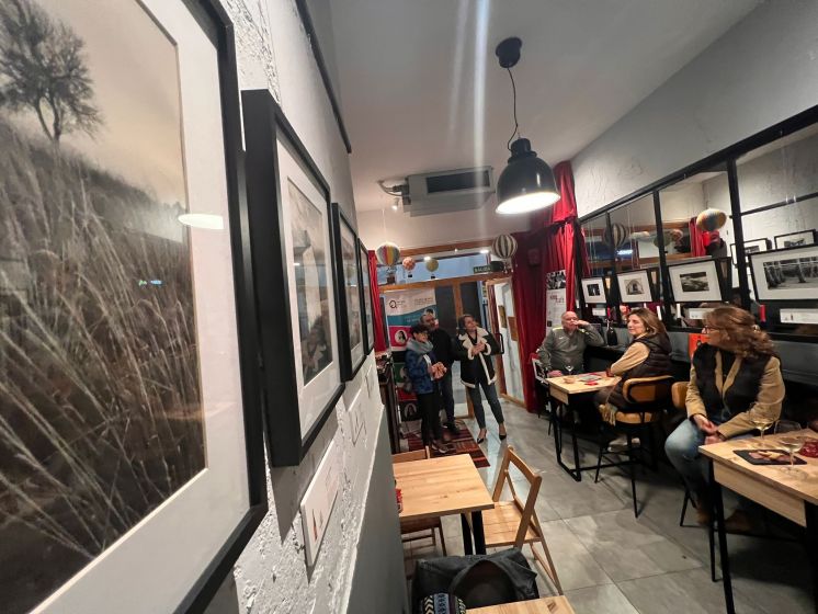 Exposici&oacute;n Fotograf&iacute;a con Vino y Caf&eacute; del alumnado del Ciclo Superior de Fotograf&iacute;a de la EASDAL
