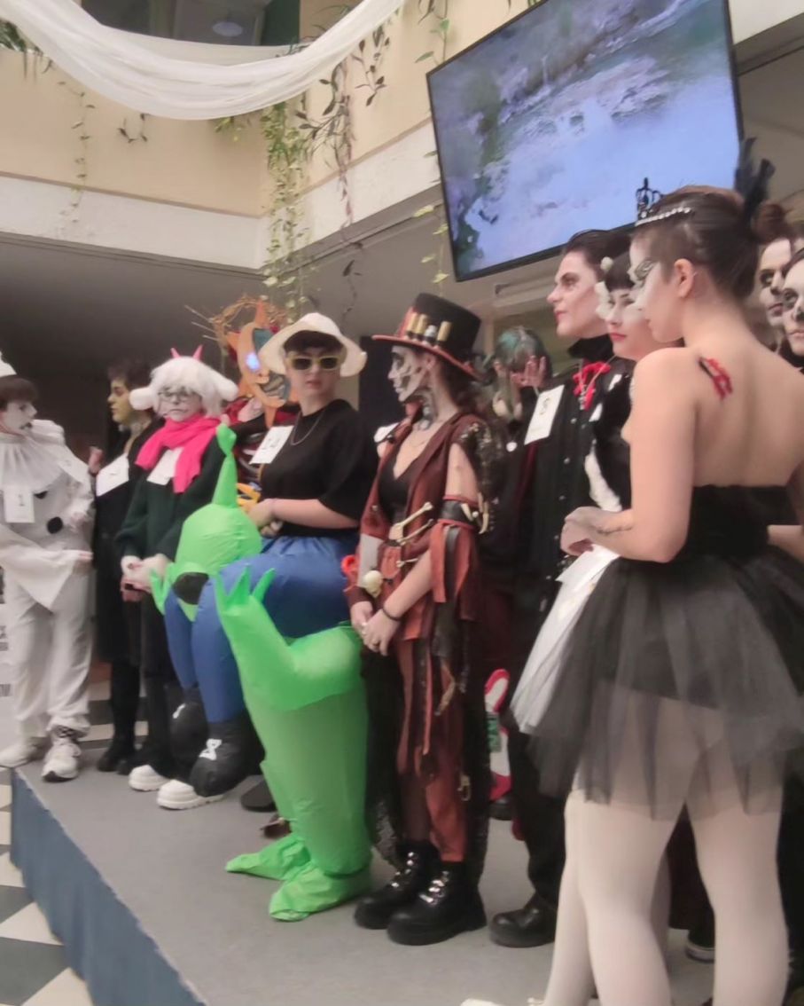 CONCURSO CON MOTIVO DE HALLOWEEN