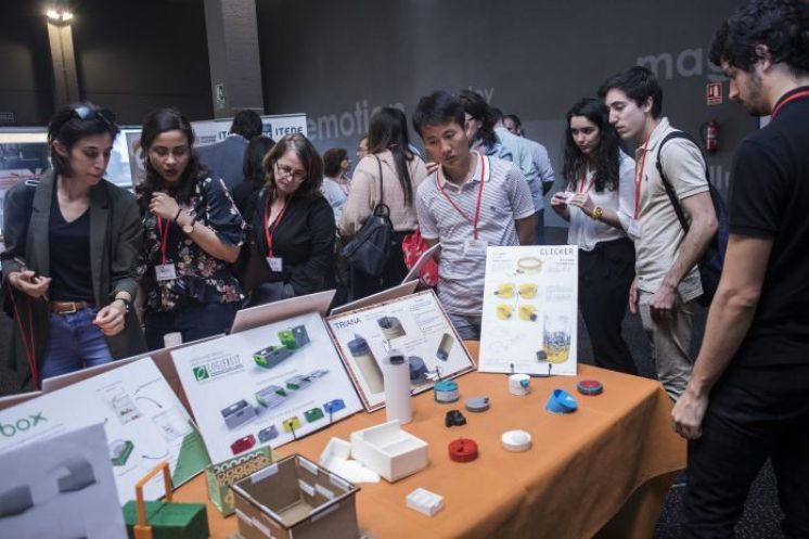 ALUMN@S DE LA EASDAL PARTICIPAN EN LOS X PREMIOS NACIONALES DE ENVASE Y EMBALAJE.