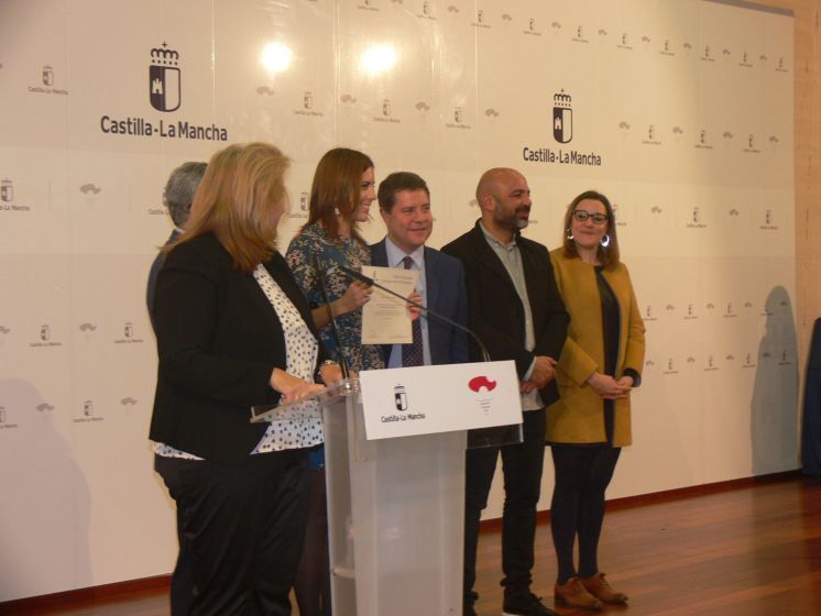 La alumna Raquel Mu&ntilde;oz Mart&iacute;nez, galardonada en los Premios Extraordinarios de Ense&ntilde;anzas Art&iacute;sticas de C-LM